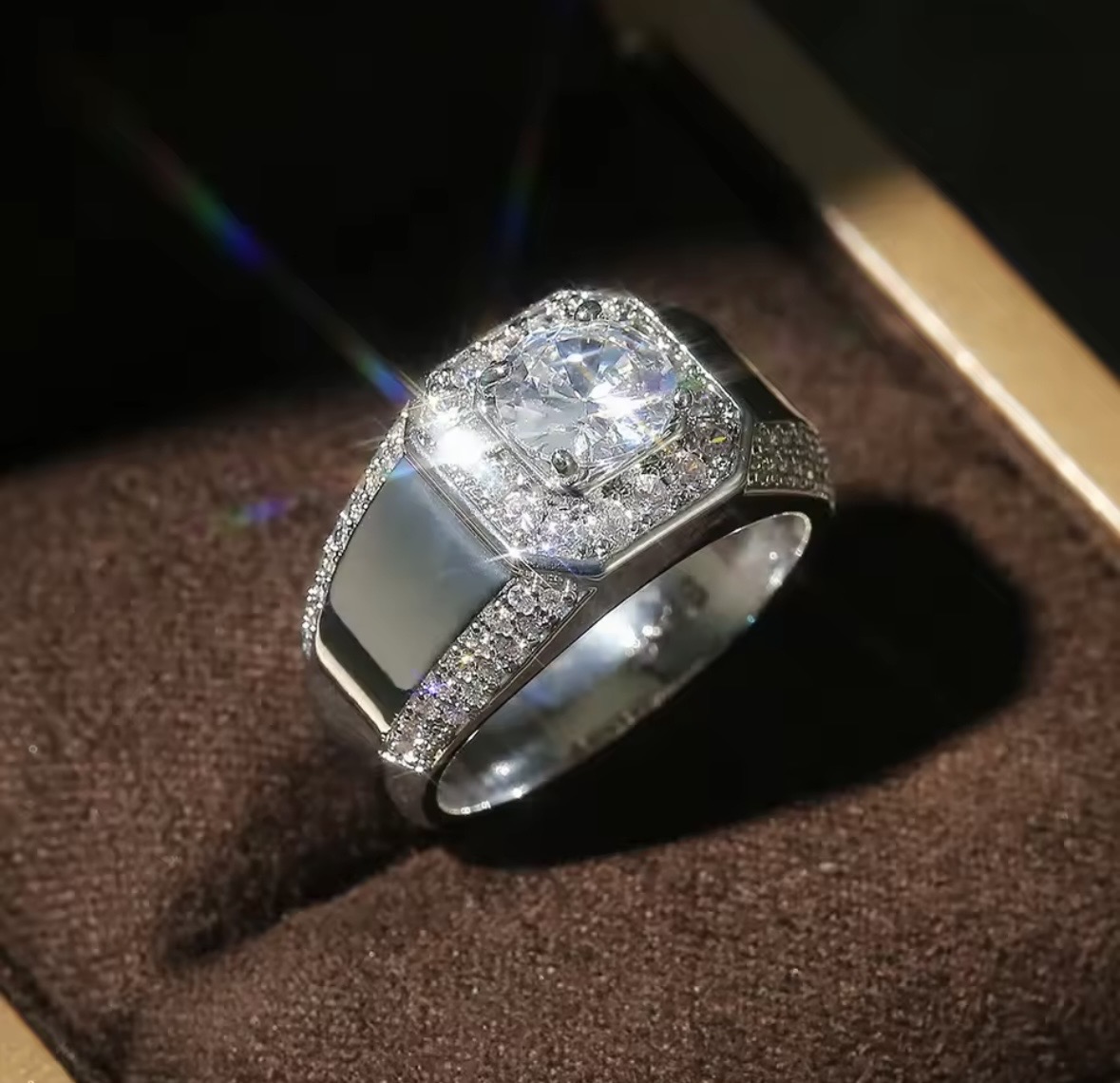 Luxury Men Ring